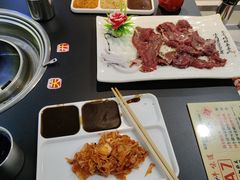 -牛味道炭火烤肉(湖前总店)