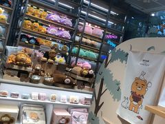 -KAKAO FRIENDS(弘大店)