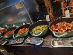-广州万富希尔顿酒店·感趣自助餐厅·金秋蟹宴生蚝海鲜刺身烧烤