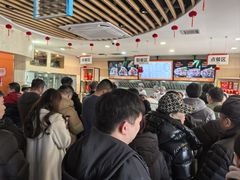 -闫家驴肉老店(华电一校店)