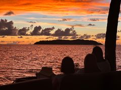 -Sunset Bar(丹绒亚路香格里拉店)