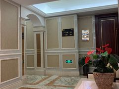 -沪华海鲜大酒楼(南汇店)