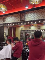 -东方先生国潮男士理发馆