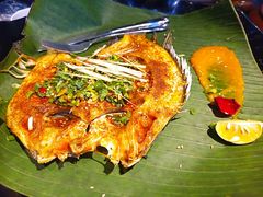 傣族香茅草烤鱼-雀舞云南菜(乐客城店)