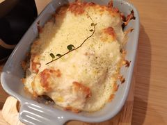 芝士榴莲焗炸鸡-蜜桃餐厅·伴山(绿宝广场店)