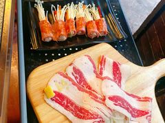 -三国惹火烤肉·中日韩烤肉集合店(百草路店)
