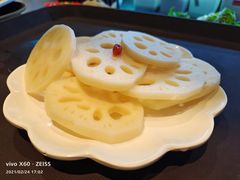 藕片-潮火锅·麻辣牛肉火锅(观音桥方圆·LIVE店)