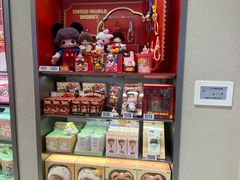 -泡泡玛特POPMART (北京超极合生汇店)