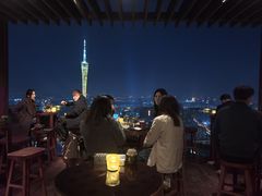 -广州柏悦酒店·悦吧·顶楼露天酒吧