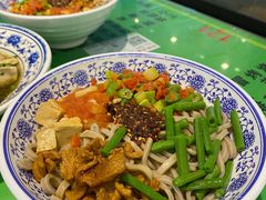 -令氏家外家周秦食府(高新店)