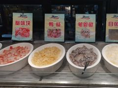 -遇上西雅图多融合海鲜自助餐厅(中房金谊广场店)