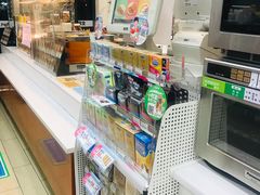 -全家便利店(沪太路三店)