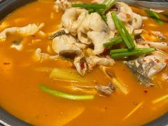 酸木瓜煮鱼-云之南(八里庄店)