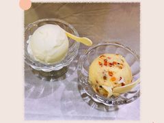 鲜奶冰淇淋-雪山晋乡楼(食品街店)