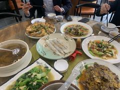 -新泉小傅美食(国贸天琴湾天境店)