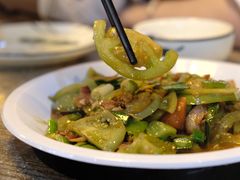 青番茄炒腊肉-邵老爹老杭州白斩鸡·家常菜(建国北路店)
