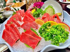 -三亚火车头万人海鲜广场