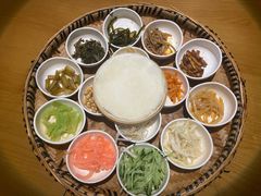 -包整·丝娃娃(一览甲秀楼风景店)