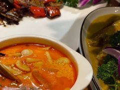 -暹罗酒肆泰餐厅酒吧