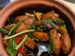 -八府香鸭·啫啫煲(华山路店)