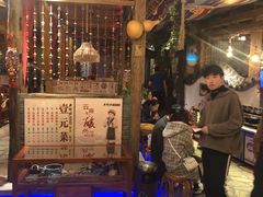 -老牌坊云南鱼豆花火锅(爱建店)