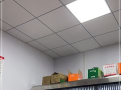 -二钢串叔麻辣烫(华龙大厦店)