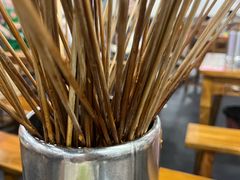 -灌县老妈砂锅串串香(万科红生活广场店)