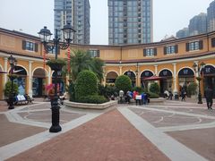 -佛罗伦萨小镇广佛名品奥特莱斯(疏港路店)