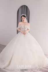-Lady  Jane高端婚纱礼服馆