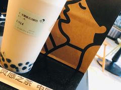 热烤黑糖波波鲜奶-喜茶(迪士尼小镇DP店)