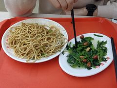 果仁菠菜-华天新川面馆(缸瓦市店)