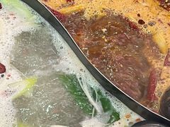 -灌县老妈砂锅串串香(万科红生活广场店)