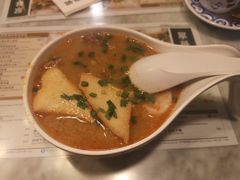 冬阴功猪软骨片头粉-翠华餐厅