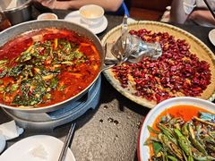 -万重锦·人文川菜馆(骡马市店)