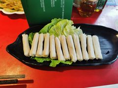 -二荆条·蜀鲜汇城市森林火锅