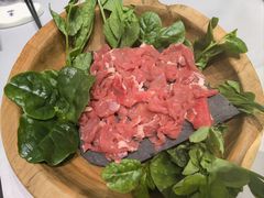 -红鼎豆捞·非遗鲍皇汤火锅(宝丰路店)