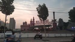 -郑州市世纪公园