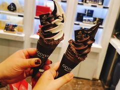 GODIVA双重巧克力冰淇淋-GODIVA(恒隆广场店)