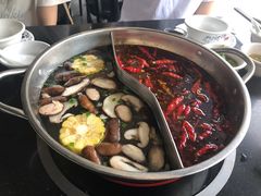 -牛一煲美食(江高店)