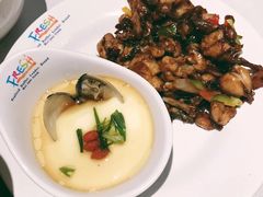 -领鲜活海鲜榴莲自助火锅(东门店)