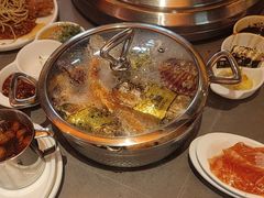 -黑金·寻焰自助百汇·烤肉·火锅(中街店)