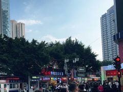 -八一路好吃街(雨田商务大厦店)