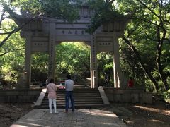 -灵岩山风景区