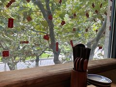 -泥糊破店小酒馆·团建聚餐(南京西路店)