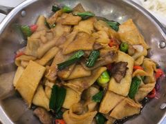 -江城燕子大排档(江汉路步行街店)