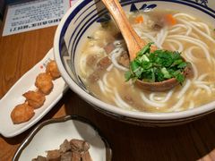 -鑫花溪牛肉米粉(东环大润发店)