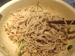 -鹤江桥·红油牛肉粉(SKP店)