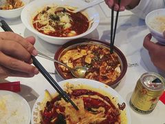 -渝是乎酸菜鱼·川渝小炒(新世界百货望京店)