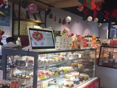 面包甜点陈列柜-匠造烘焙(上海湾店)