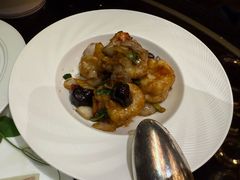 黑蒜大千虾球-北京四季酒店·采逸轩